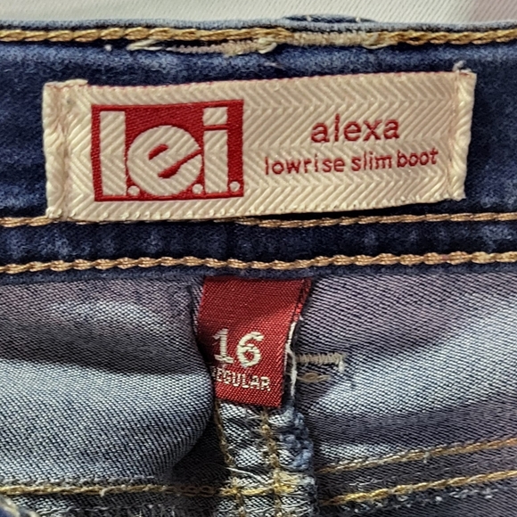 Lei Girls Medium Wash Alexa Low Rise Slim Fit Bootcut Jeans Size 16- EUC 🐈 - Picture 3 of 11